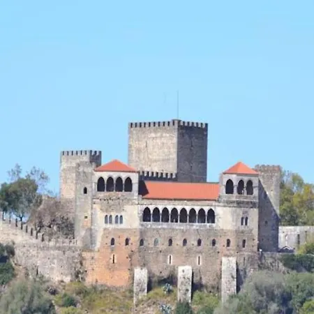 Villa Historical 4 - Bedroom In Alcobaça